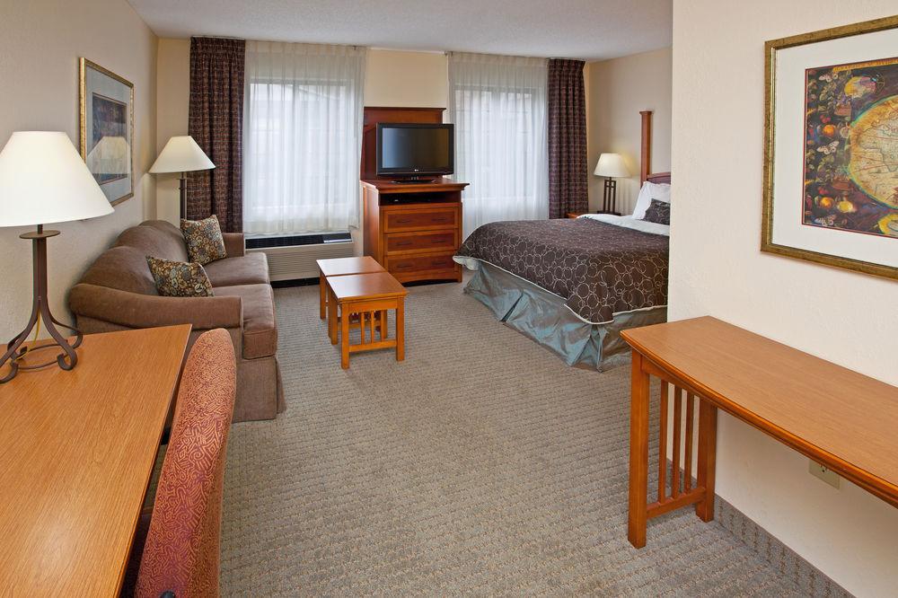 Staybridge Suites Louisville - East By Ihg Экстерьер фото