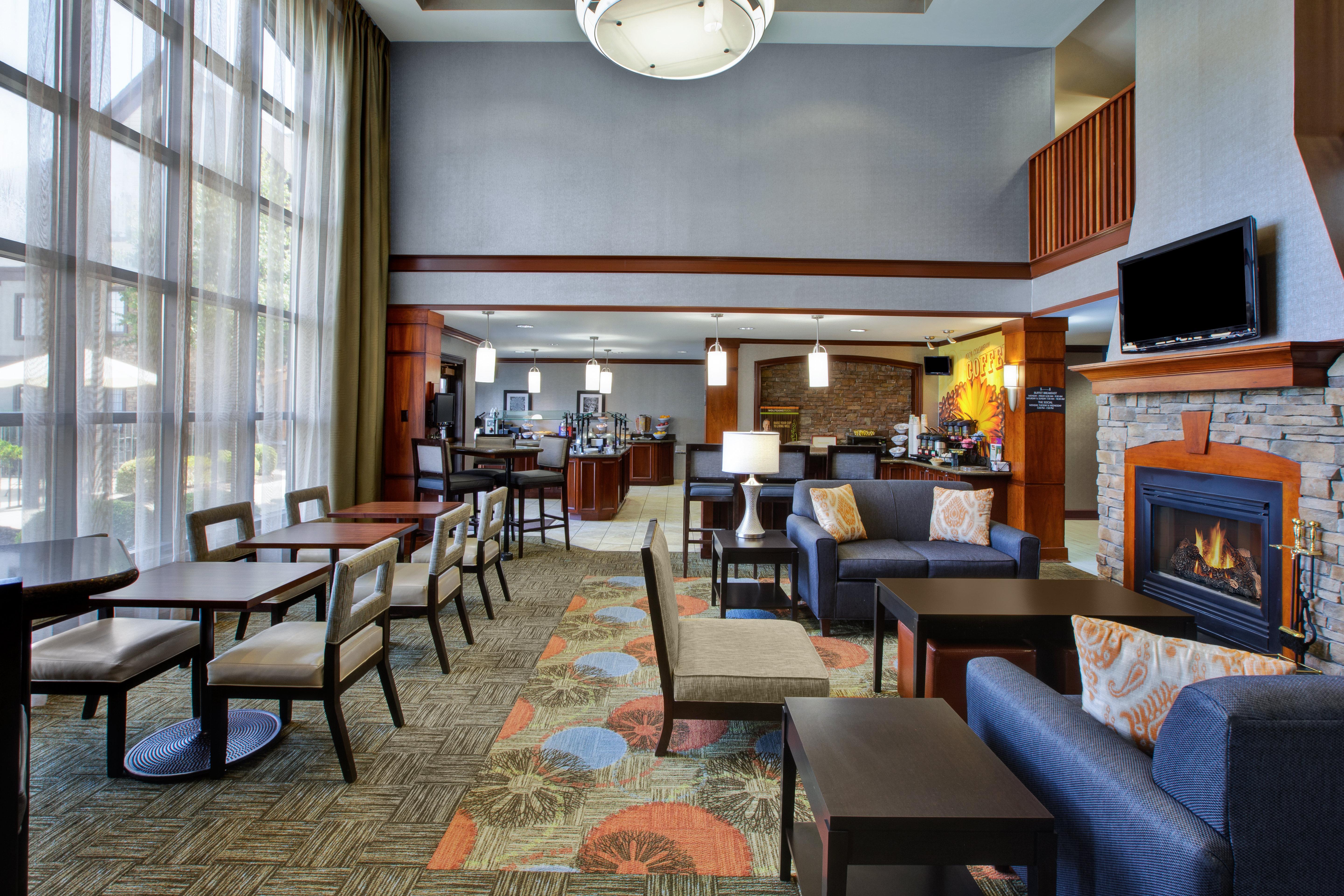 Staybridge Suites Louisville - East By Ihg Экстерьер фото