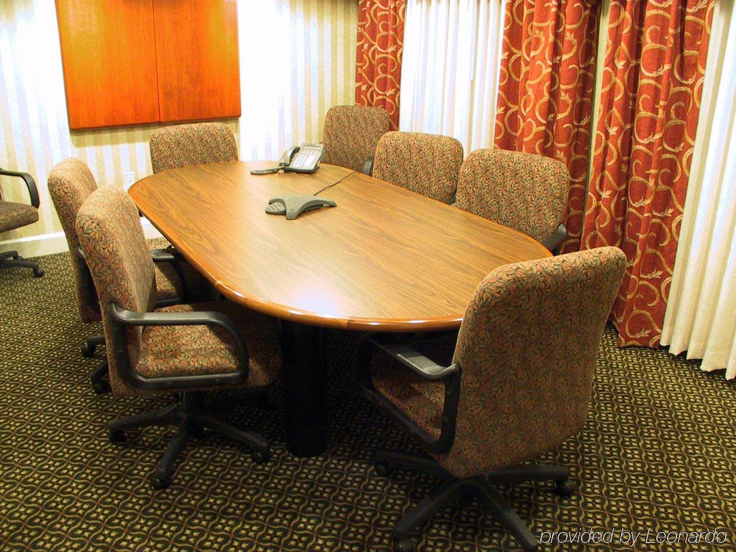 Staybridge Suites Louisville - East By Ihg Удобства фото