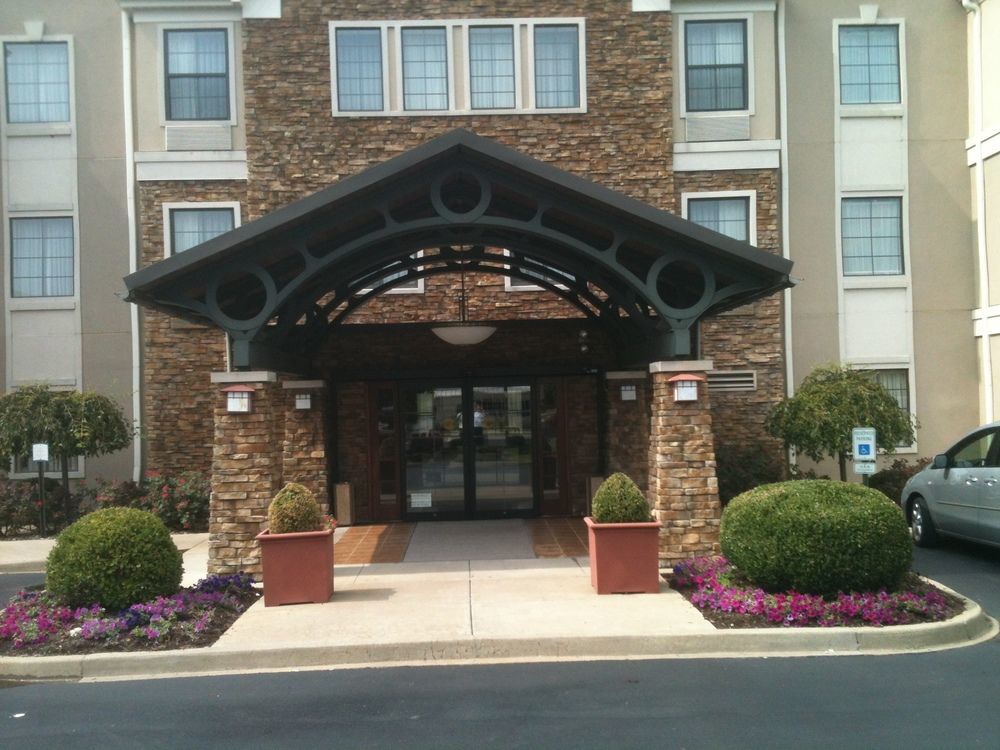 Staybridge Suites Louisville - East By Ihg Экстерьер фото